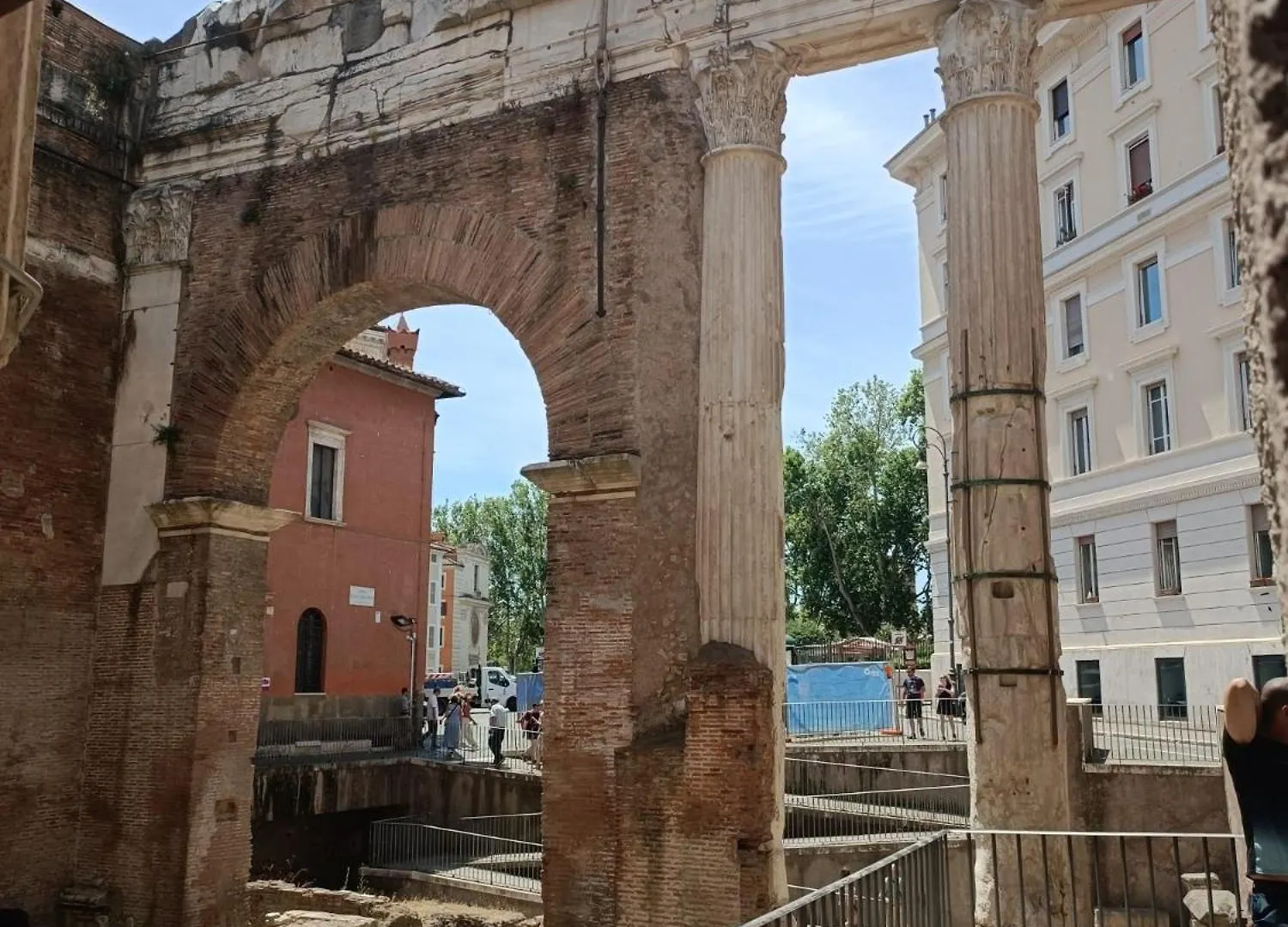 Ottavia Ghetto Apartment Rome